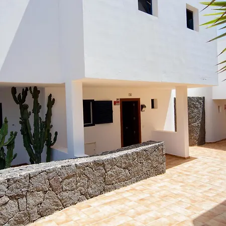 فيلة Coloradas Playa 16 *